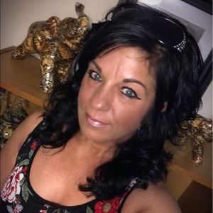 Meet your Posher, Cindy